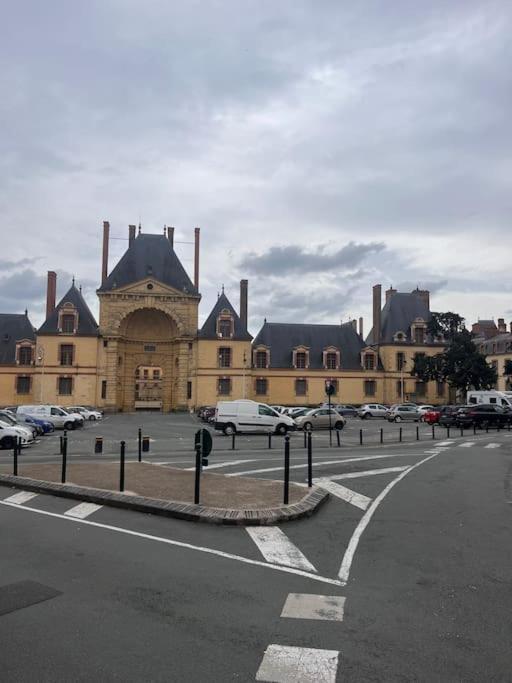 Fontainebleau Hypercentre Place D'Armes 2 Chambres Buitenkant foto